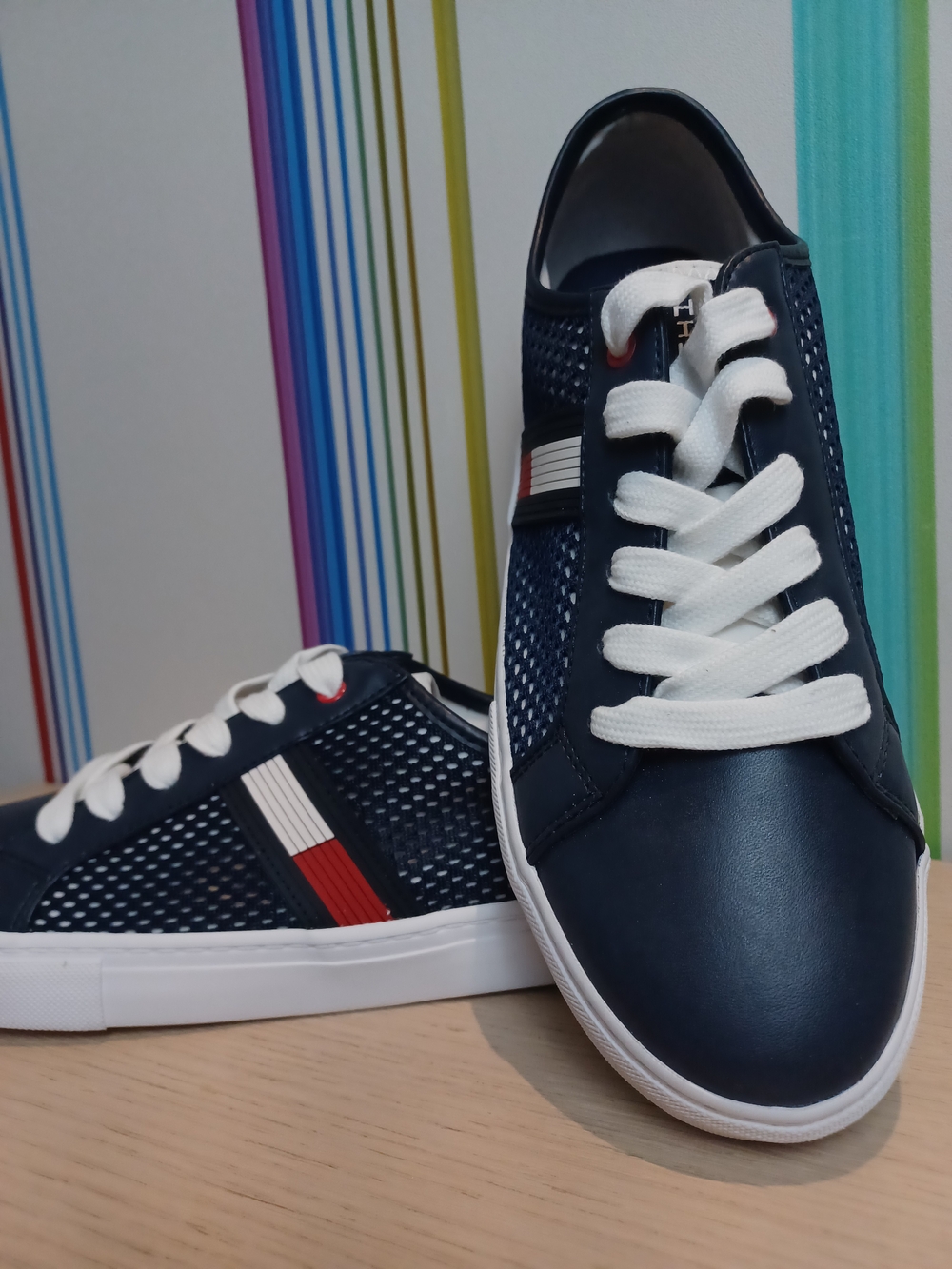 Tommy Hilfiger-Inspired Navy Lace-Up Sneakers with Red & White Stripe Size 9